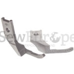 49558C/D OUTSIDE ZIP FOOT PFAFF = (91-049558-04 C/D)