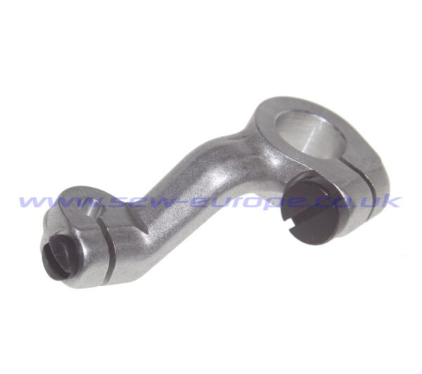 MH43-E SPREADER DRIVING ARM = (3100307)